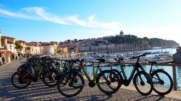 Explore Beautiful Nice by Renting Electric Bikes Today